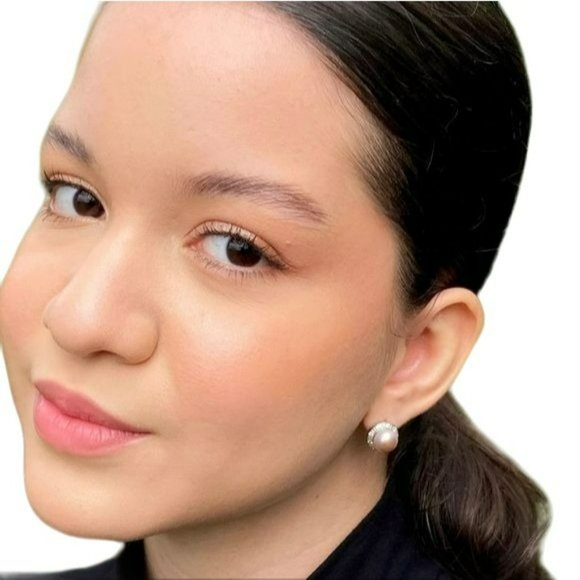 925 Sterling Silver Button Cultured Lavender Freshwater Pearl Leverback Earrings - Picture 2 of 10